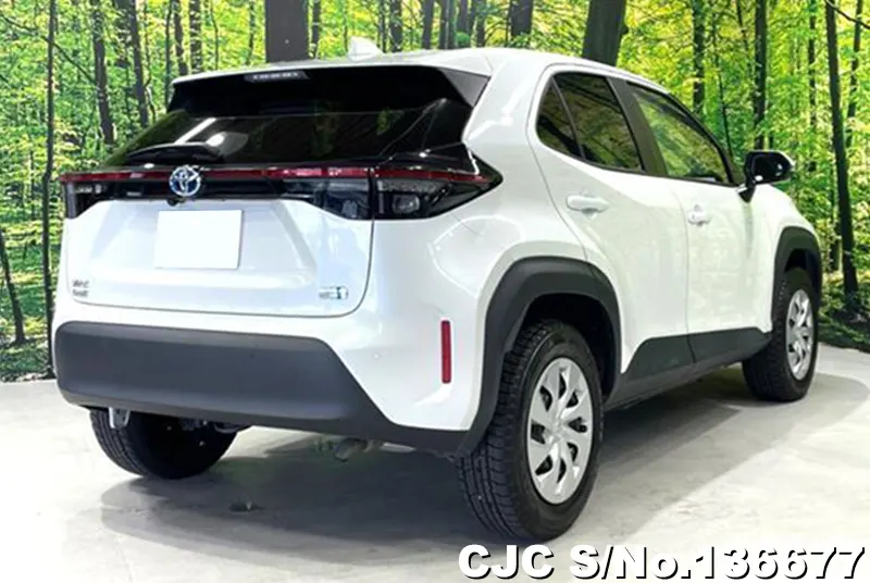 Toyota Yaris Cross in Pearl for Sale Image 2