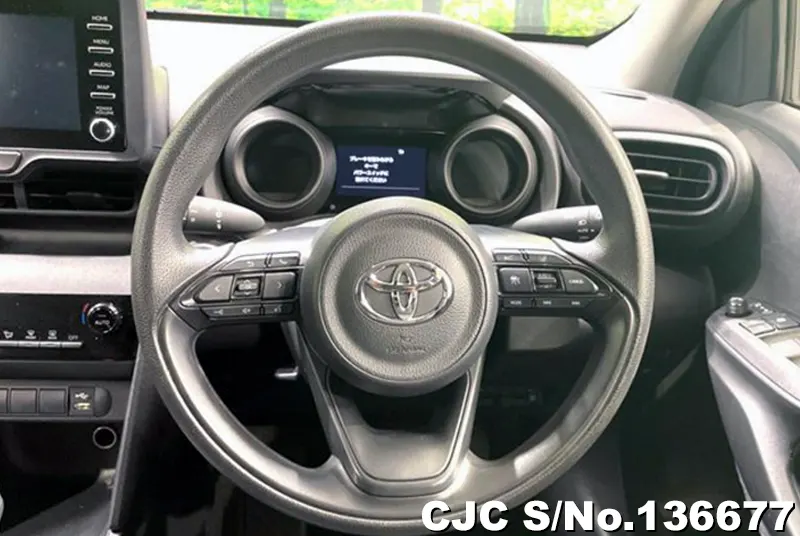 Toyota Yaris Cross in Pearl for Sale Image 7