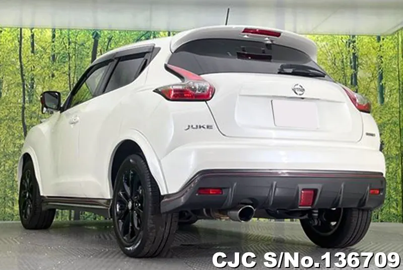 Nissan Juke in White for Sale Image 1