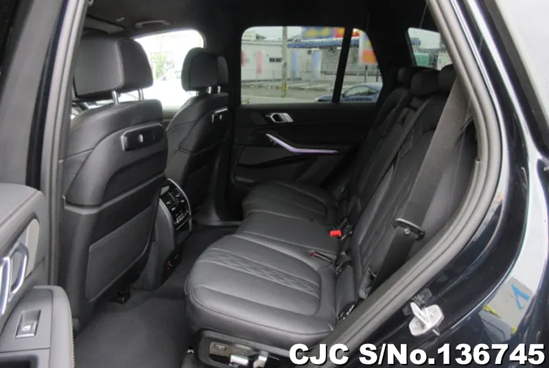 BMW X5 in Black for Sale Image 9