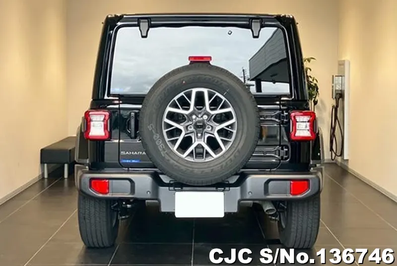 Chrysler Jeep Wrangler in Black for Sale Image 2
