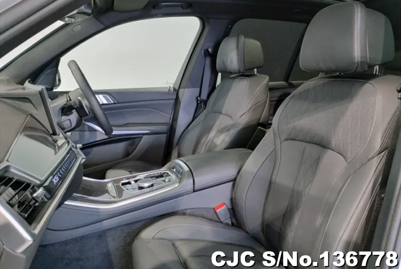 BMW X5 in White for Sale Image 9