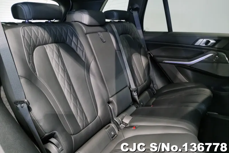 BMW X5 in White for Sale Image 10