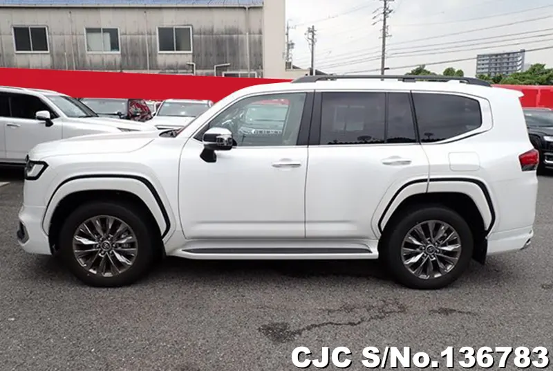 Toyota Land Cruiser in Pearl for Sale Image 7