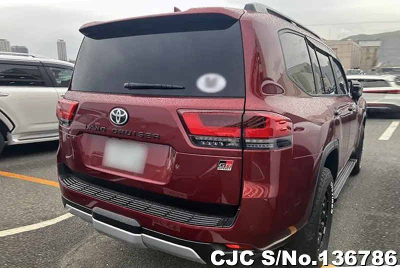 Toyota Land Cruiser in Red for Sale Image 2