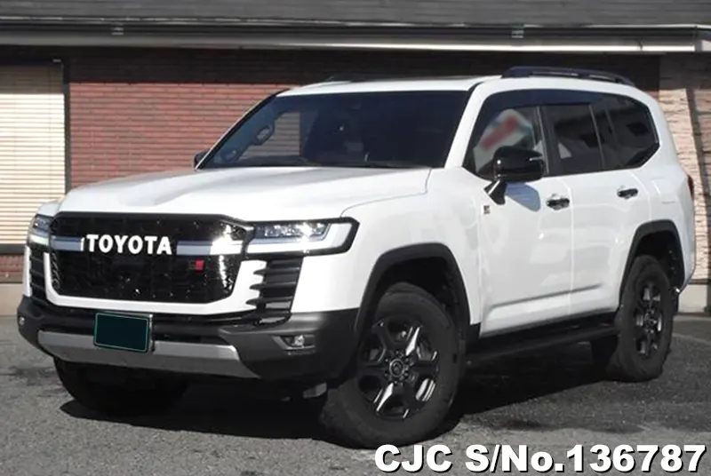 Toyota / Land Cruiser 2023