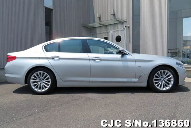 BMW 5 Series in Silver for Sale Image 5