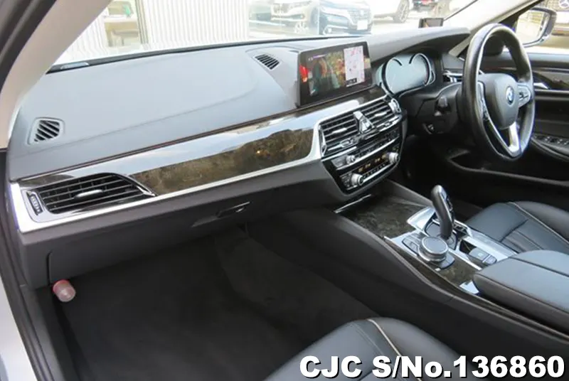 BMW 5 Series in Silver for Sale Image 10