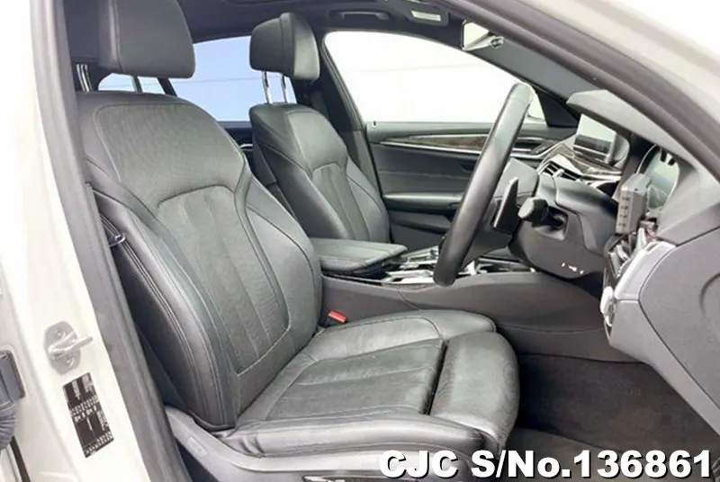 BMW 5 Series in White for Sale Image 7