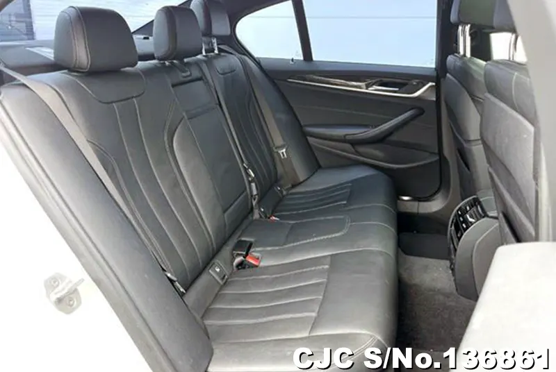 BMW 5 Series in White for Sale Image 8