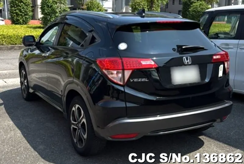 Honda Vezel in Black for Sale Image 1