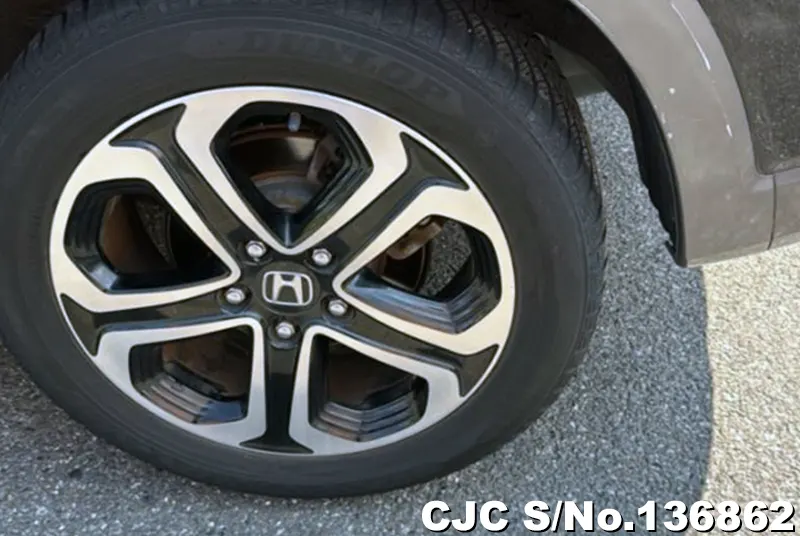 Honda Vezel in Black for Sale Image 9