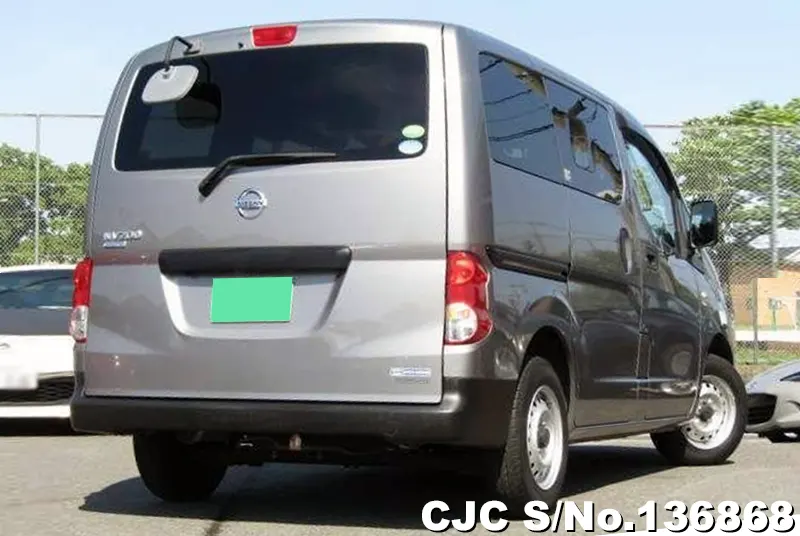 Nissan NV200 in White for Sale Image 1