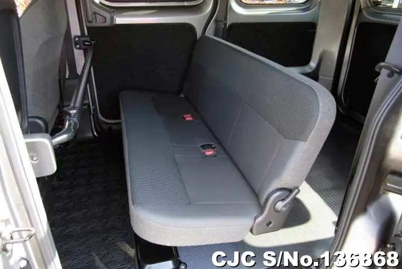 Nissan NV200 in White for Sale Image 6