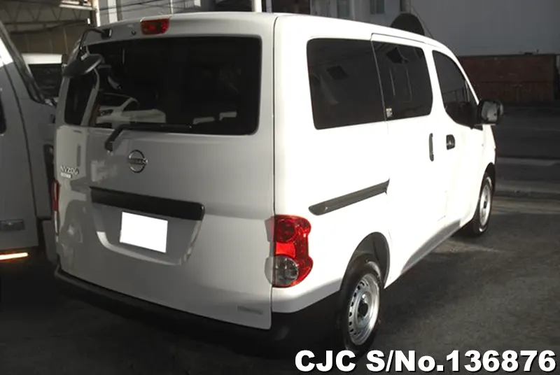 Nissan NV200 in White for Sale Image 1