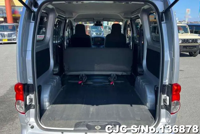 Nissan NV200 in Silver for Sale Image 8