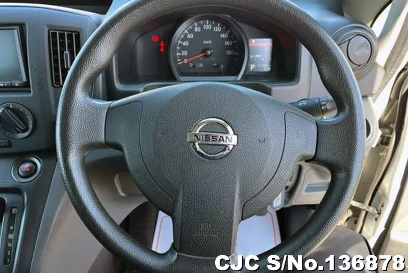 Nissan NV200 in Silver for Sale Image 11