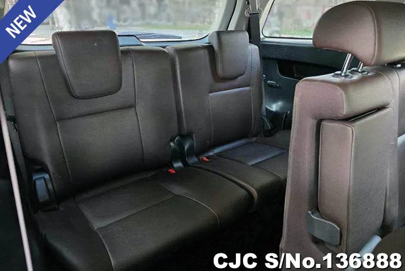 Toyota Fortuner in Black for Sale Image 11
