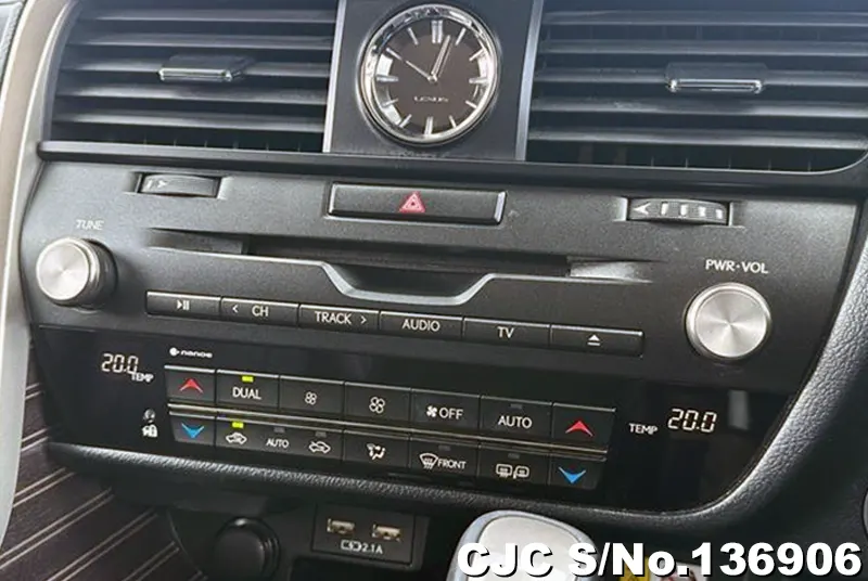 Lexus RX 300 in Pearl for Sale Image 17
