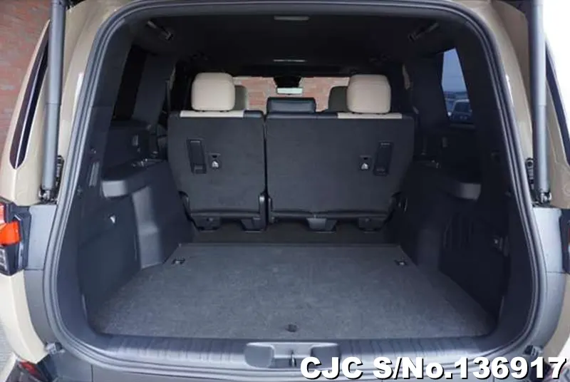 Lexus GX 550 in Brown for Sale Image 5