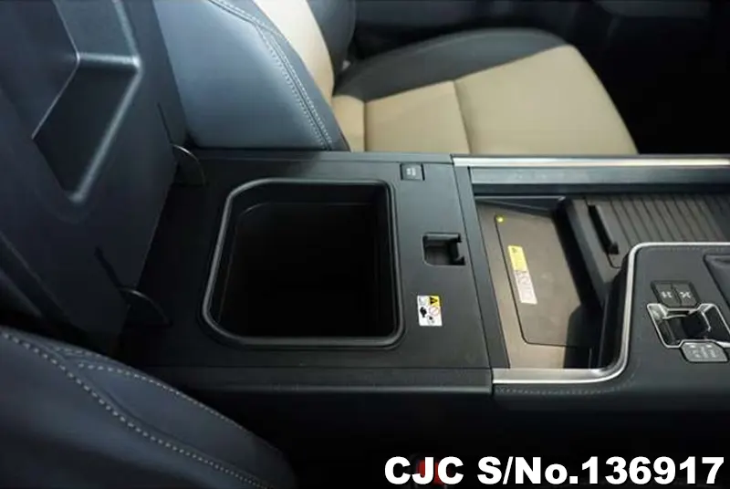 Lexus GX 550 in Brown for Sale Image 12