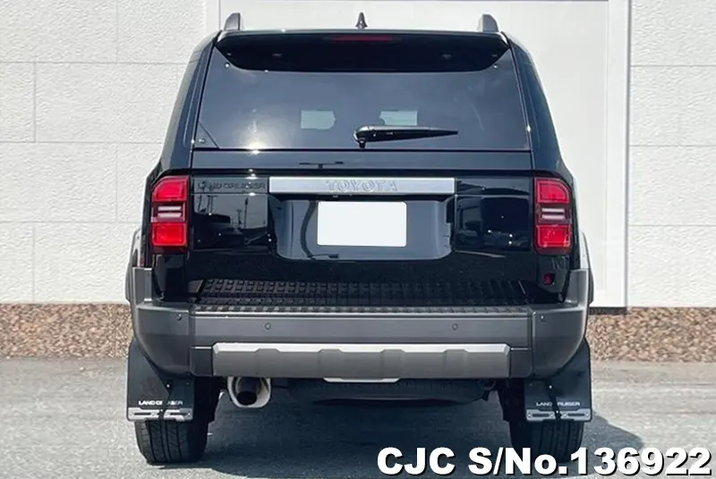 Toyota Land Cruiser 250 in Black for Sale Image 4