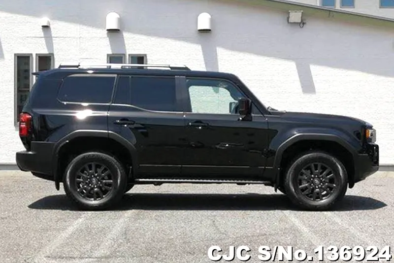 Toyota Land Cruiser 250 in Black for Sale Image 6