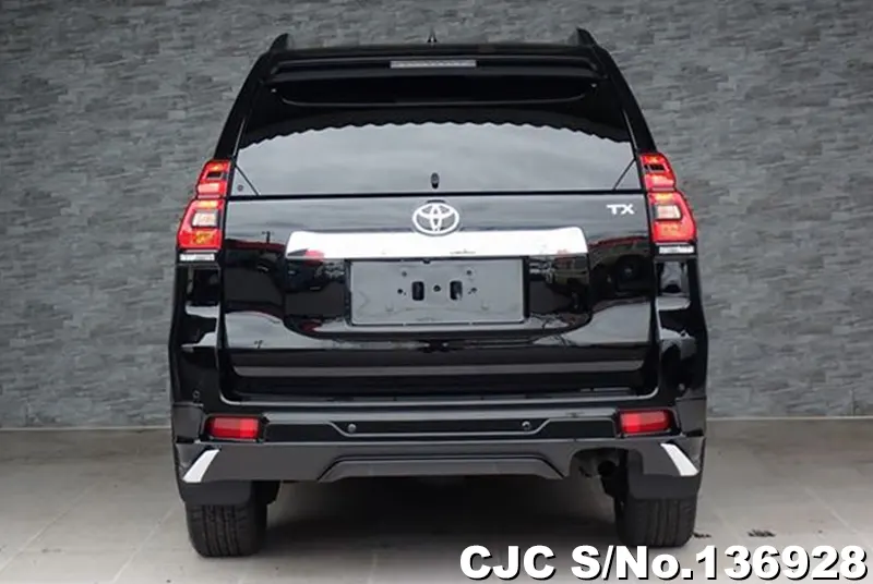 Toyota Land Cruiser Prado in Black for Sale Image 5