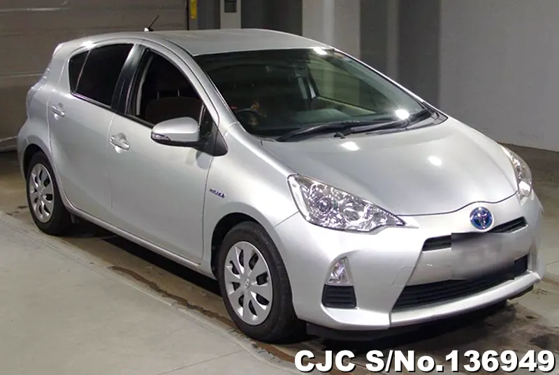 Toyota / Aqua 2014