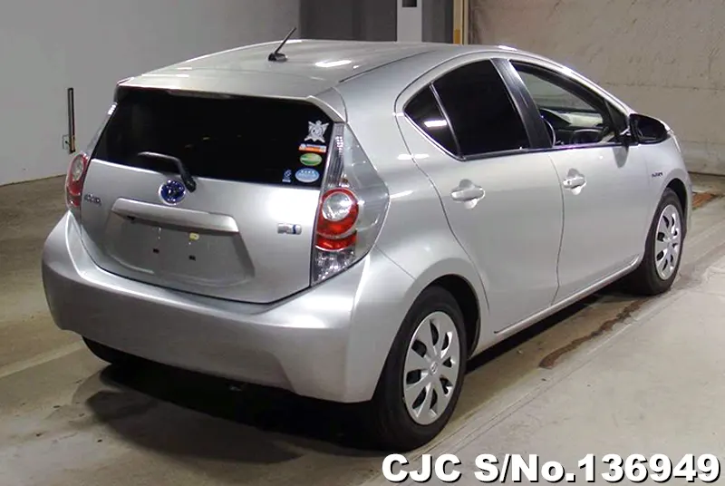 Toyota Aqua in Silver for Sale Image 2