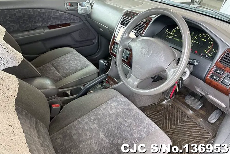 Toyota Carina in White for Sale Image 5
