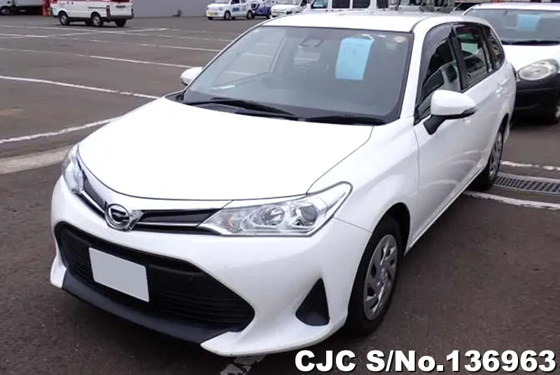 Toyota / Corolla Fielder 2020
