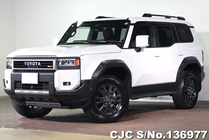Toyota Land Cruiser 250 in Pearl for Sale Image 2