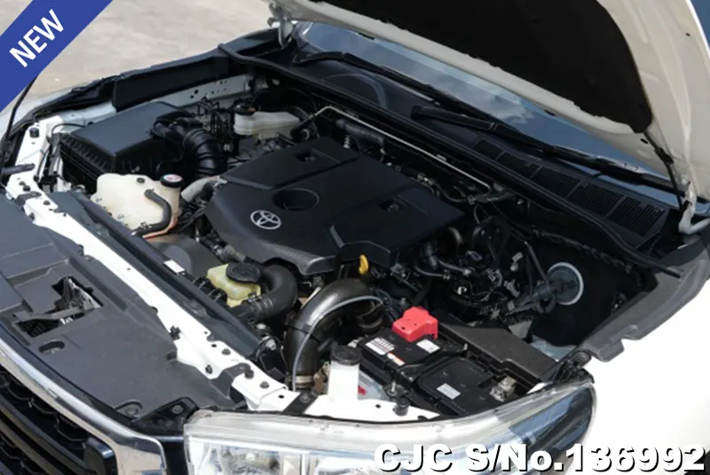 Toyota Hilux in White for Sale Image 10