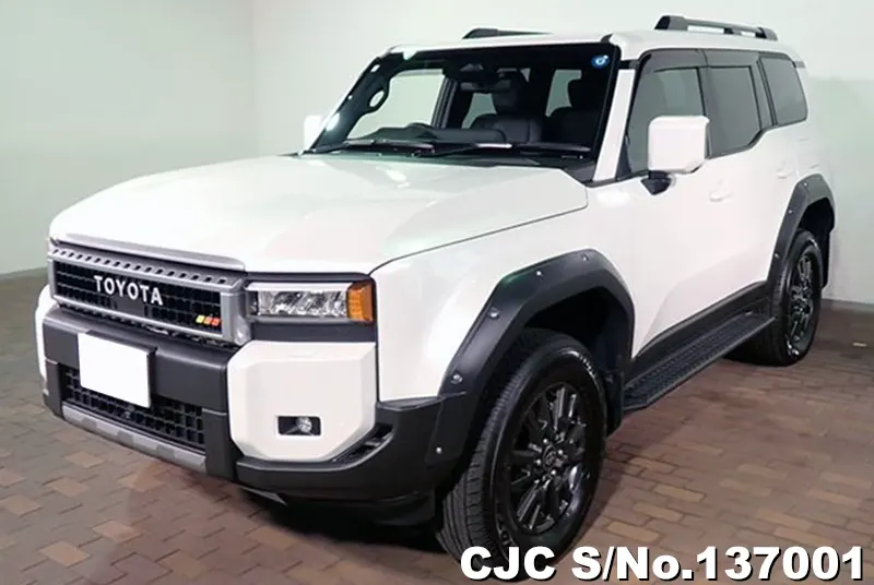 Toyota Land Cruiser 250 in Pearl for Sale Image 2