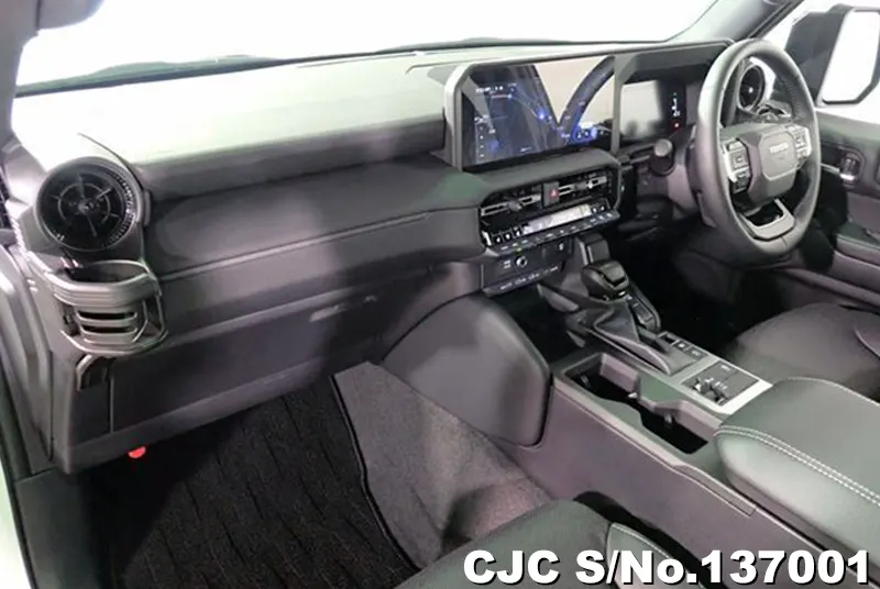 Toyota Land Cruiser 250 in Pearl for Sale Image 10