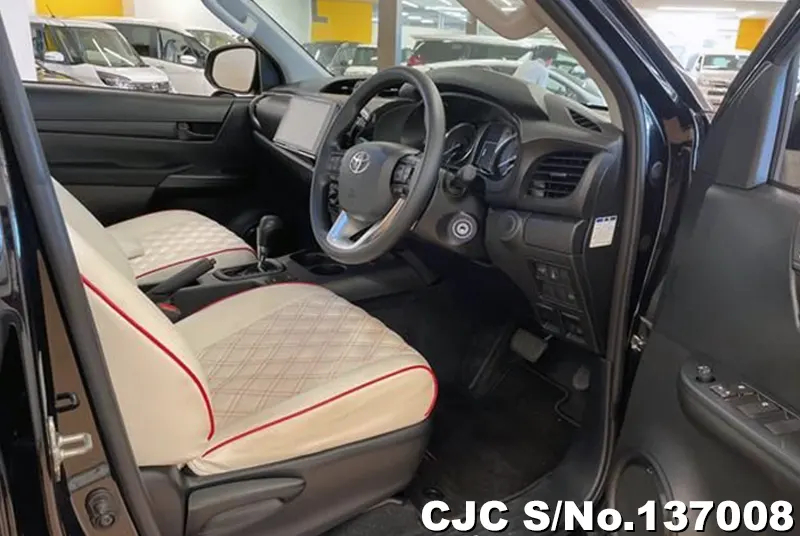 Toyota Hilux in Black for Sale Image 2