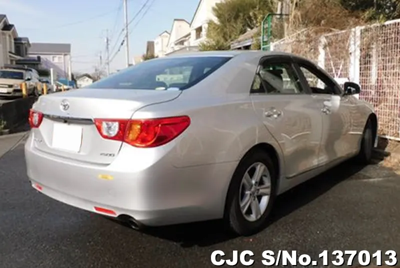 Toyota Mark X in Silver for Sale Image 2