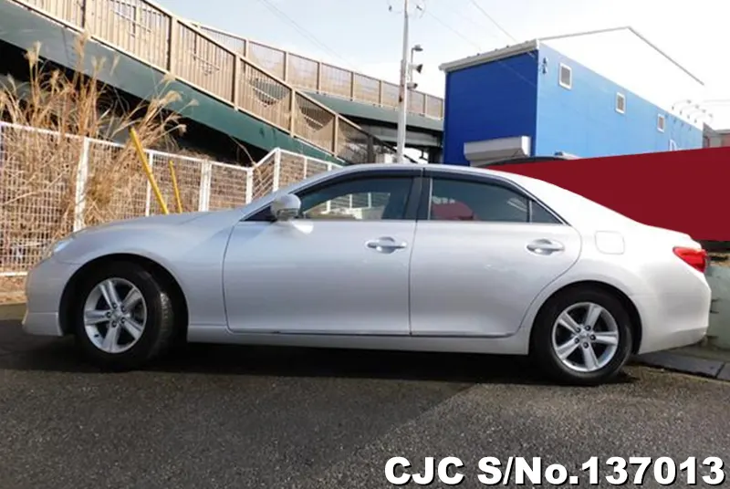 Toyota Mark X in Silver for Sale Image 7