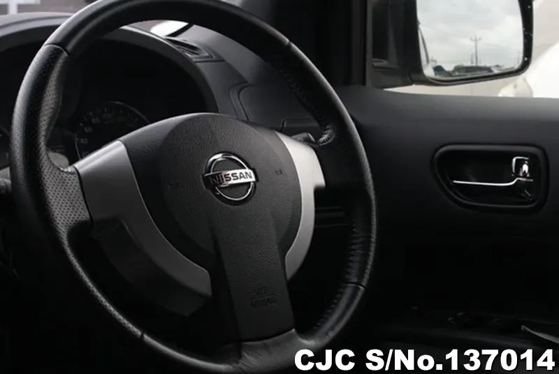 Nissan X-Trail in White for Sale Image 16