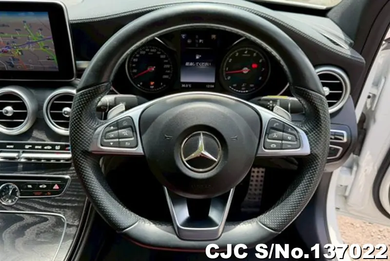 Mercedes Benz C Class in White for Sale Image 15