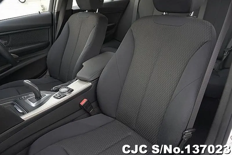 BMW 3 Series in White for Sale Image 16