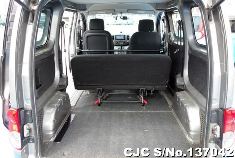 Nissan NV200 in Gray for Sale Image 7