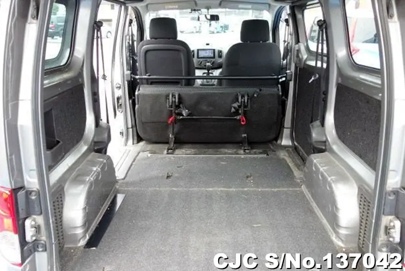 Nissan NV200 in Gray for Sale Image 8
