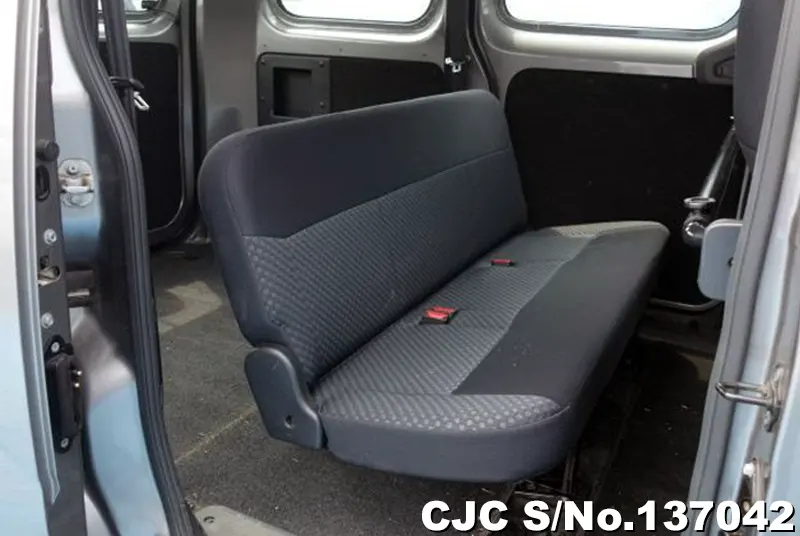 Nissan NV200 in Gray for Sale Image 12