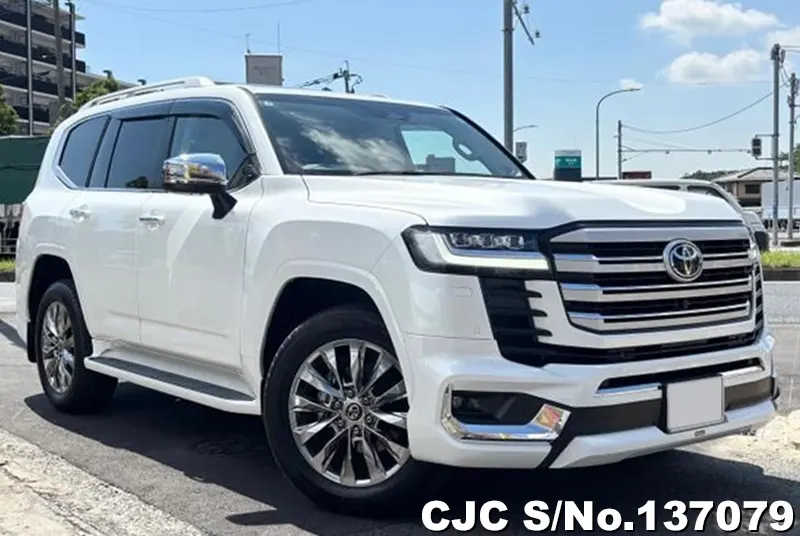 Toyota / Land Cruiser 2025