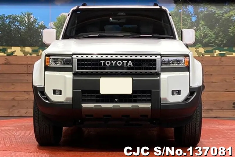 Toyota Land Cruiser 250 in Pearl for Sale Image 4