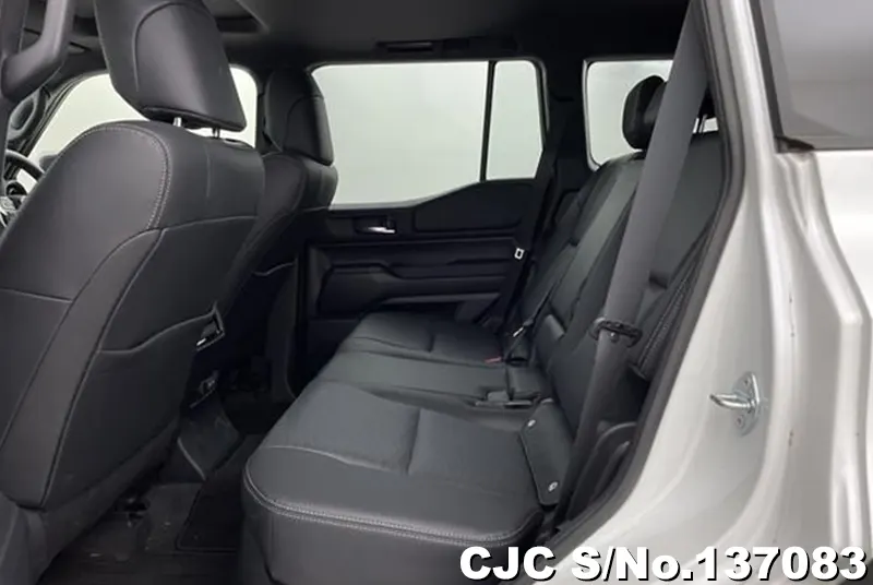 Toyota Land Cruiser 250 in Pearl for Sale Image 6