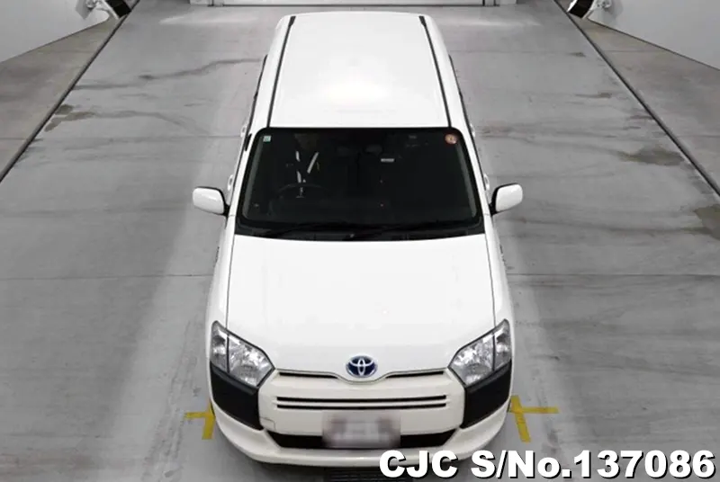 Toyota Probox in White for Sale Image 4