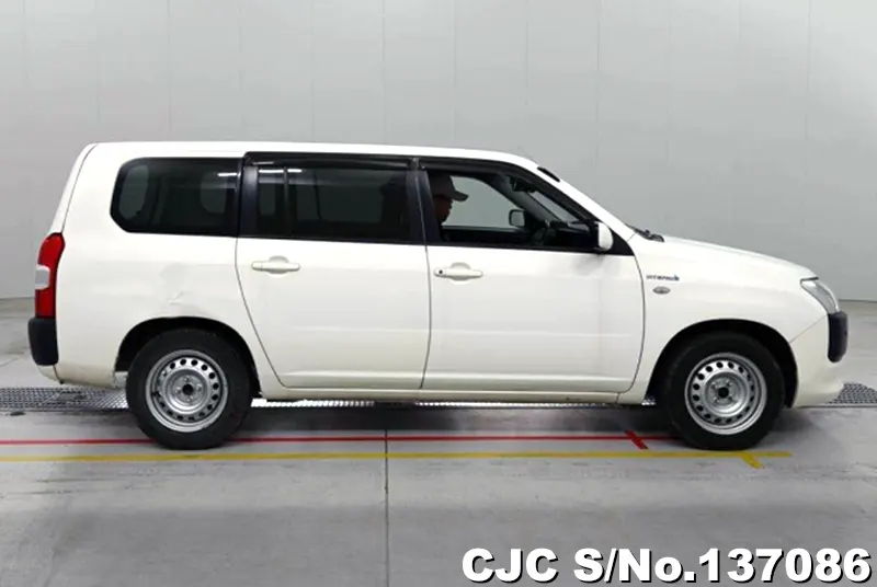 Toyota Probox in White for Sale Image 6